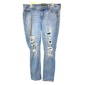 Torrid Boyfriend Straight Torn Distressed Light Washed Denim Jeans Size 12R